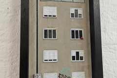 Izložba graffitti minijatura u Galeriji Siva