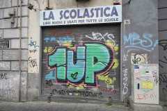 Napulj-street-art-graffiti-24