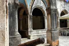 Otok Korčula i graffiti