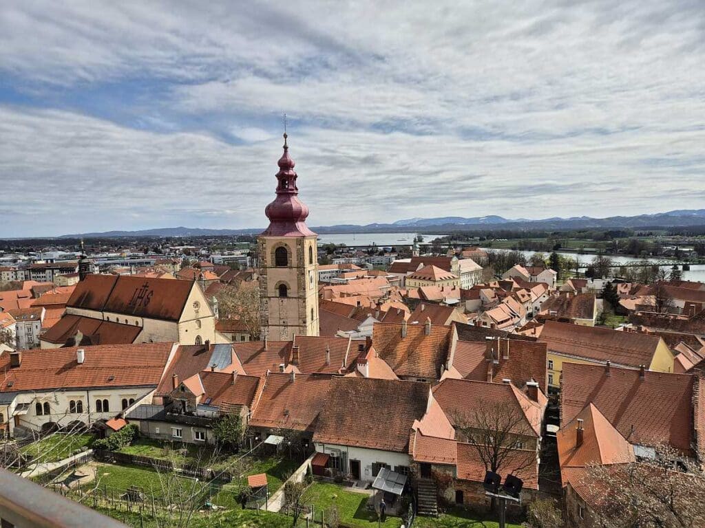 Ptuj: džepno izdanje duge povijesti i vrhunskih veduta